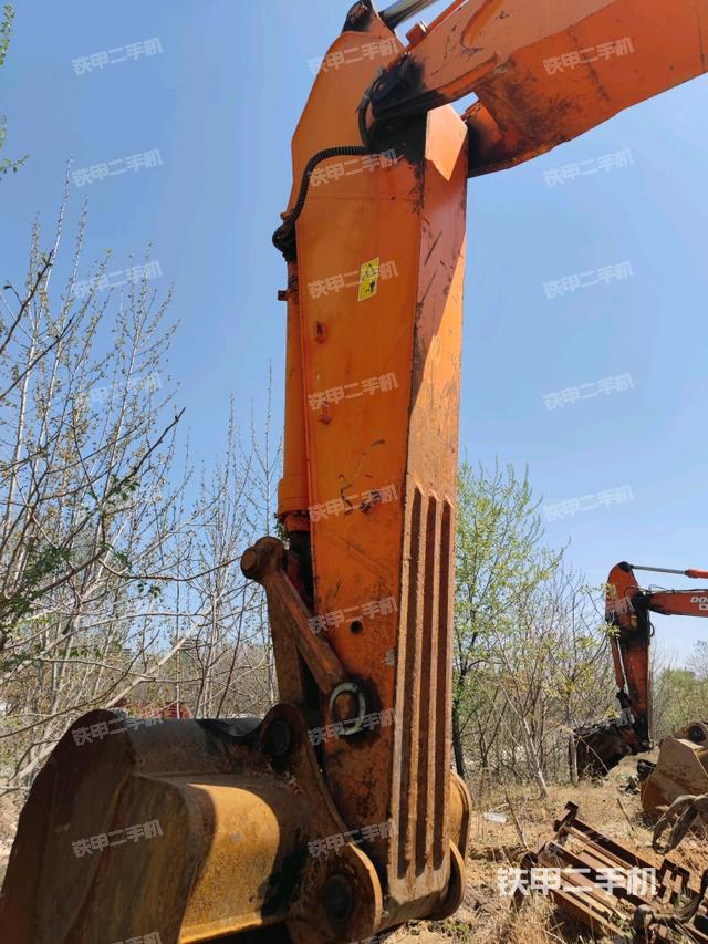 小臂整體左后（工作和回轉(zhuǎn)裝置）