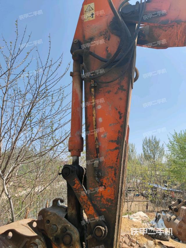 小臂整體右前（工作和回轉(zhuǎn)裝置）