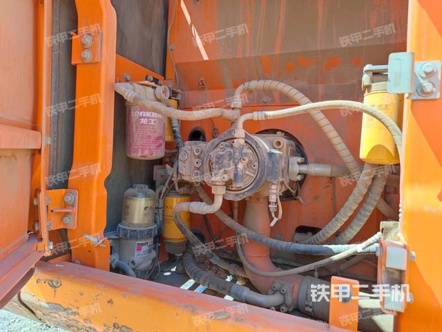 液壓泵室（大件艙室）