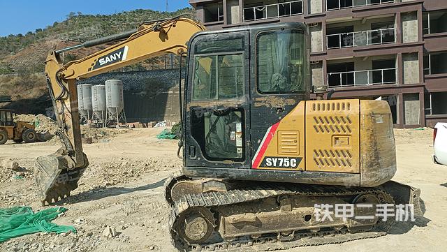 驾驶室整体（整机外观）