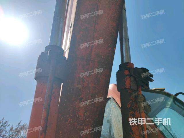 大臂油缸整體?豎拍（工作和回轉(zhuǎn)裝置）