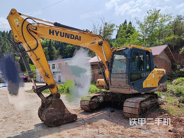 现代R110VS挖掘机