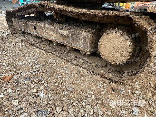 单侧履带整体（整机外观）