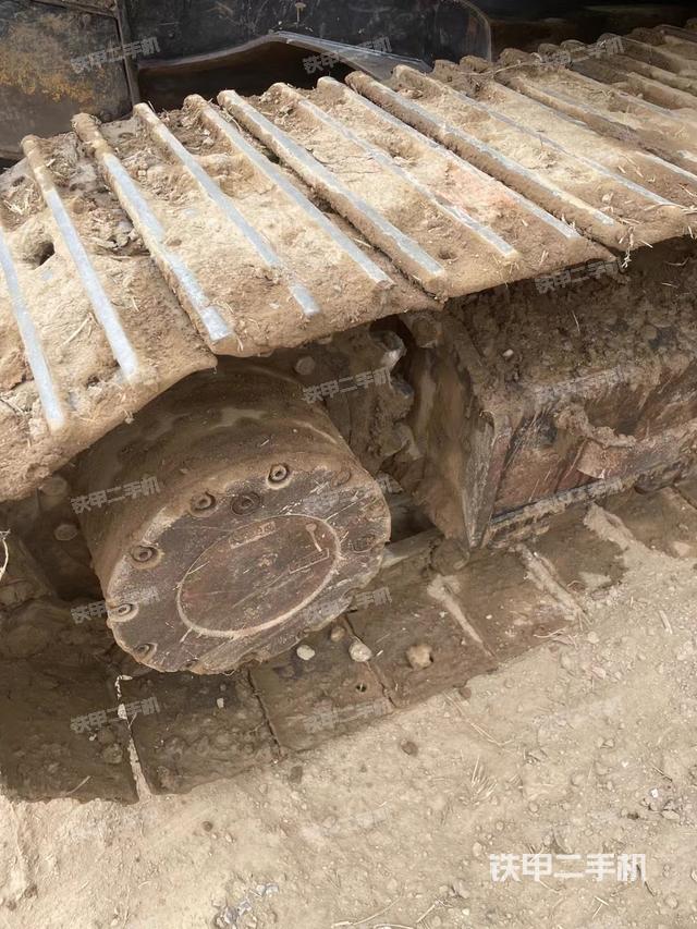 单侧履带整体（整机外观）