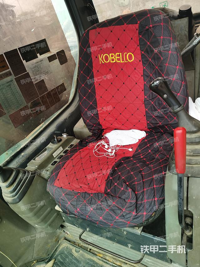 驾驶室整体（整机外观）