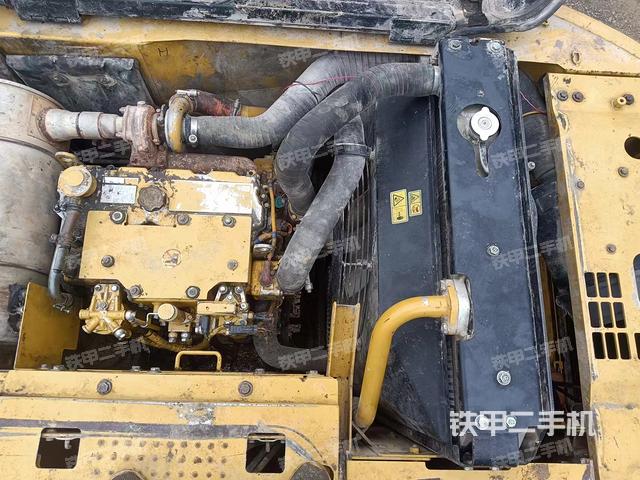 发动机整体俯视（整机外观）