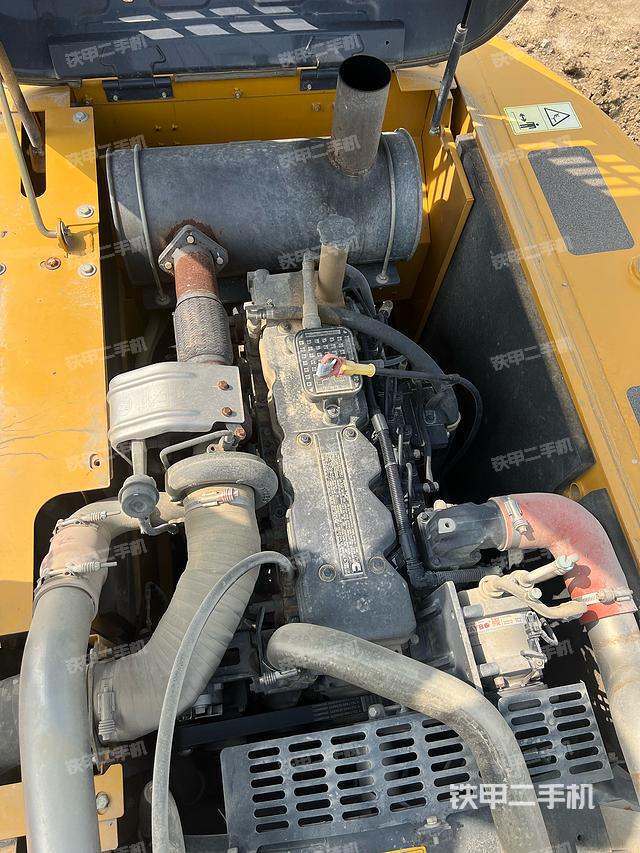 发动机整体俯视（整机外观）