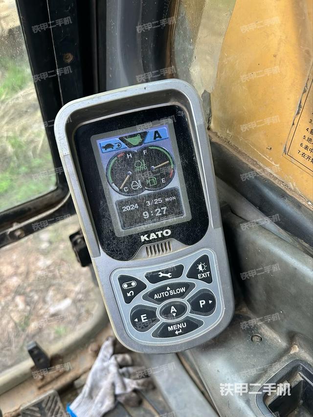 驾驶室整体（整机外观）