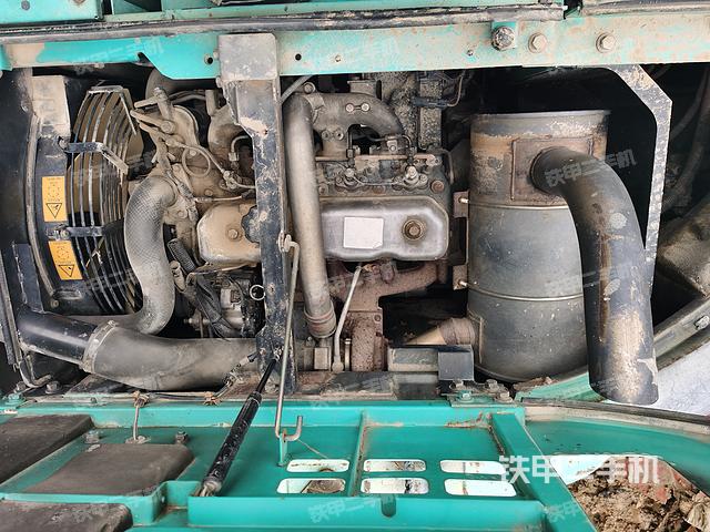 发动机整体俯视（整机外观）