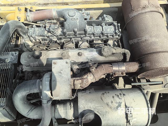 发动机整体俯视（整机外观）