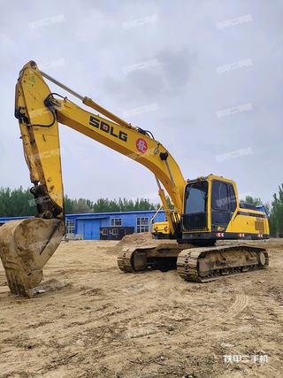 广州山东临工LG6225E挖掘机实拍图片
