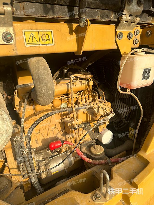 发动机整体俯视（整机外观）