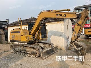 山东临工E680F挖掘机实拍图片