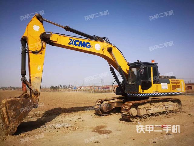 徐工XE370CA挖掘机