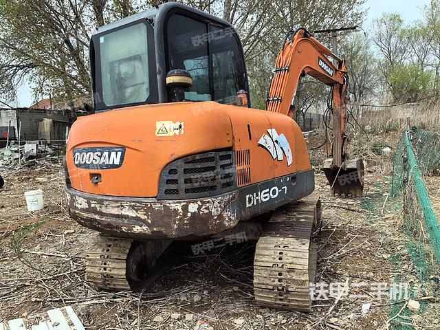 整机右后45°（整机外观）