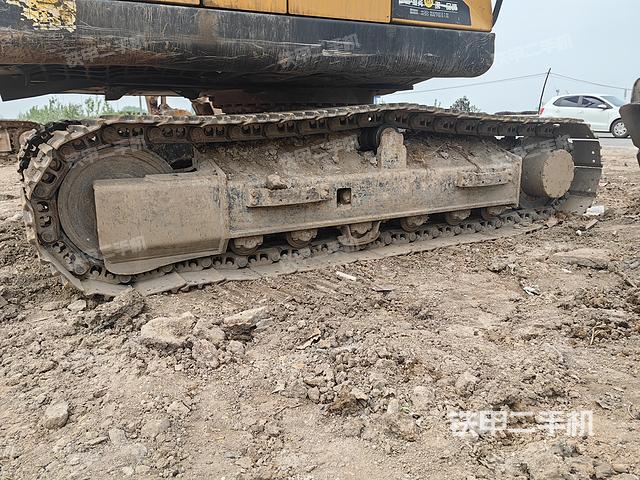 单侧履带整体（整机外观）