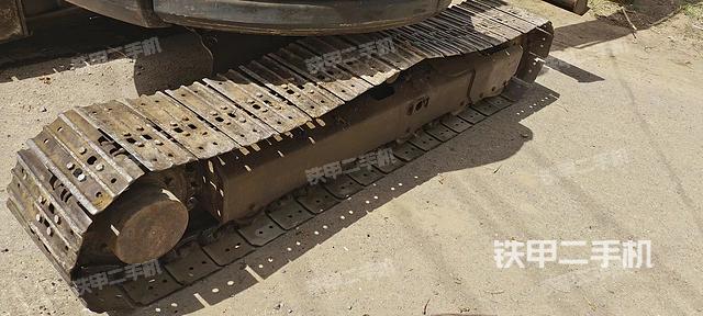 单侧履带整体（整机外观）