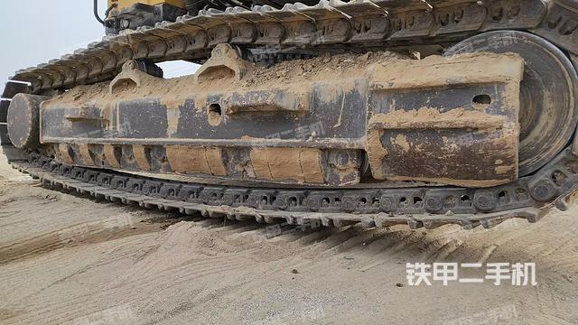 单侧履带整体（整机外观）