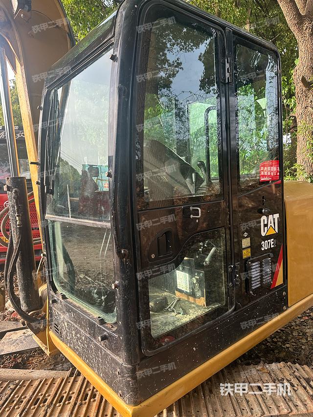 单侧履带整体（整机外观）