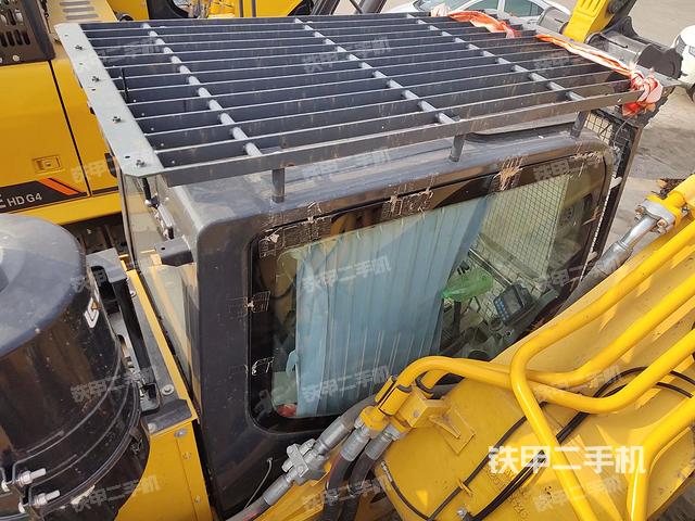 驾驶室顶部（整机外观）