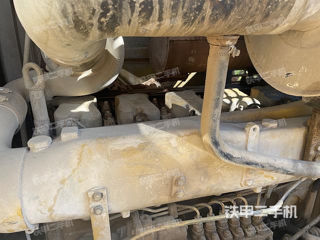 发动机右侧（整机外观及大件）