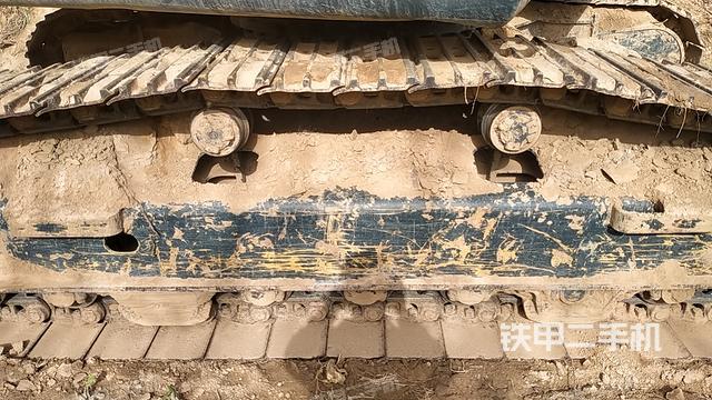 单侧履带整体（整机外观）