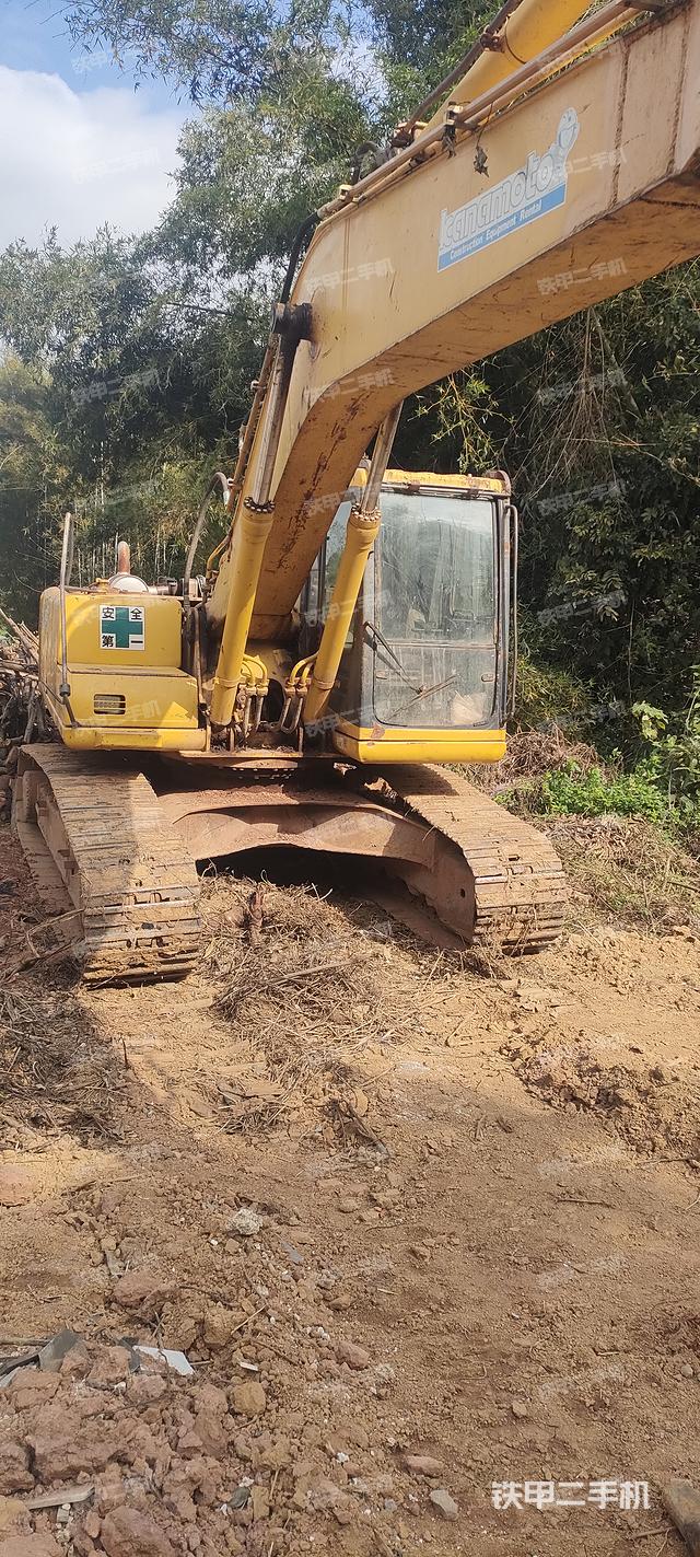 驾驶室整体（整机外观）