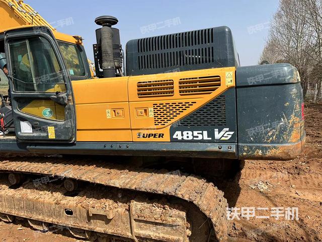 单侧履带整体（整机外观）