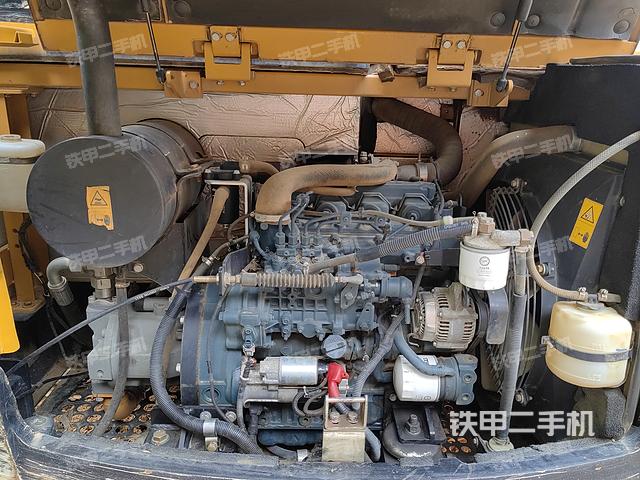 发动机整体俯视（整机外观）