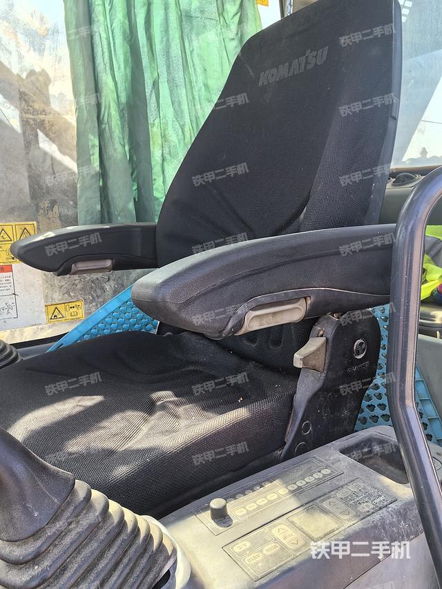 驾驶室整体（整机外观）