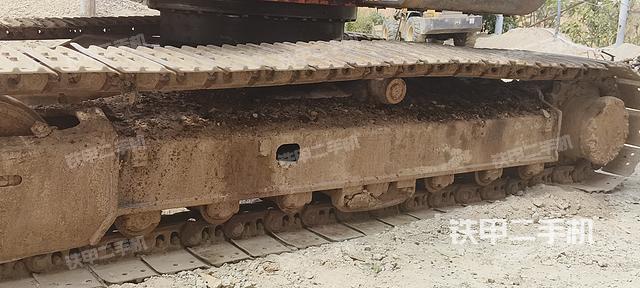 单侧履带整体（整机外观）