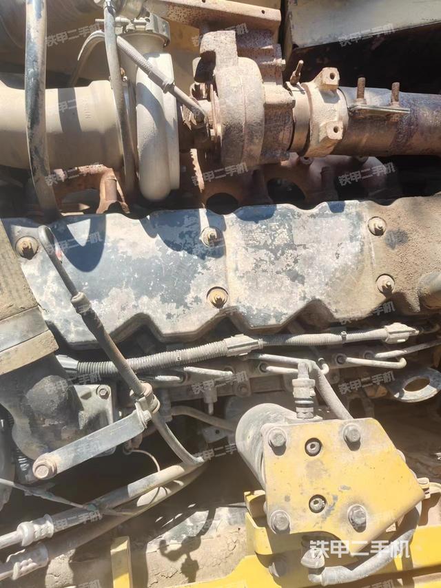 发动机整体俯视（整机外观）