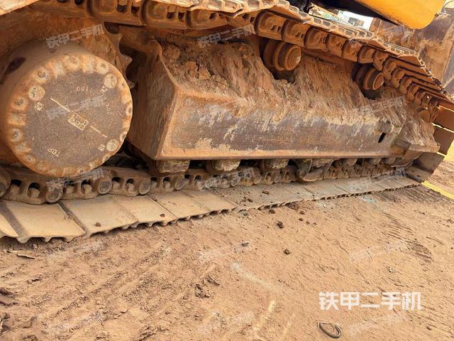 单侧履带整体（整机外观）