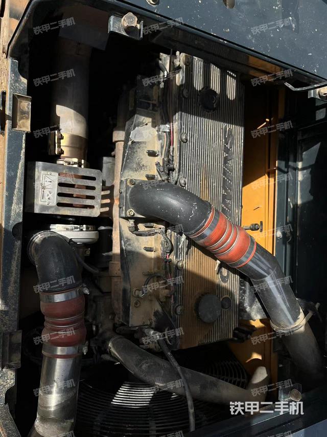 发动机整体俯视（整机外观）