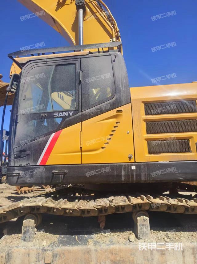 驾驶室整体（整机外观）