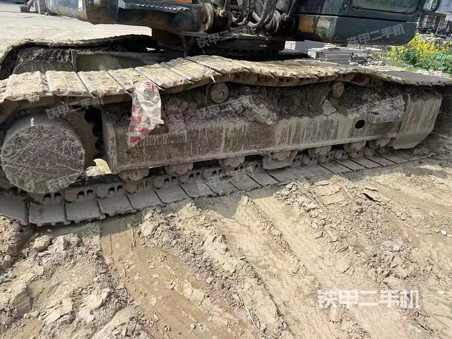 单侧履带整体（整机外观）