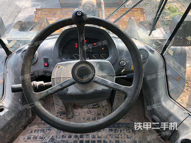 驾驶室操作台（整机外观及大件）