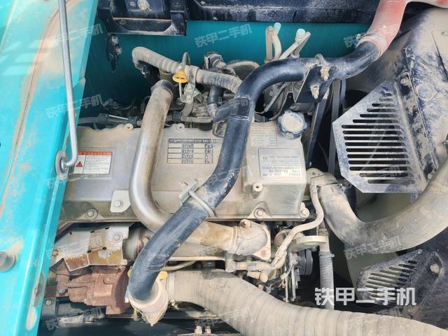 发动机室（上车部件）