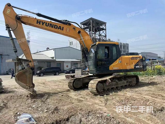 现代R215VS挖掘机