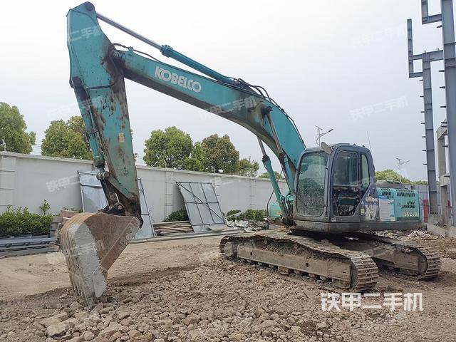 神钢SK210LC-8挖掘机