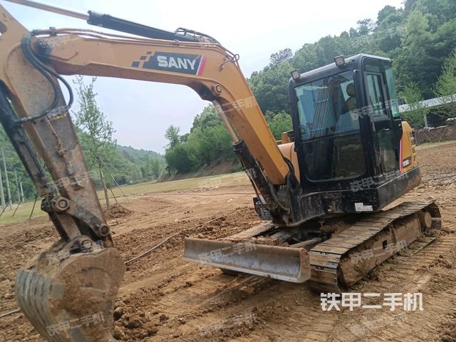 三一重工SY55C挖掘機(jī)