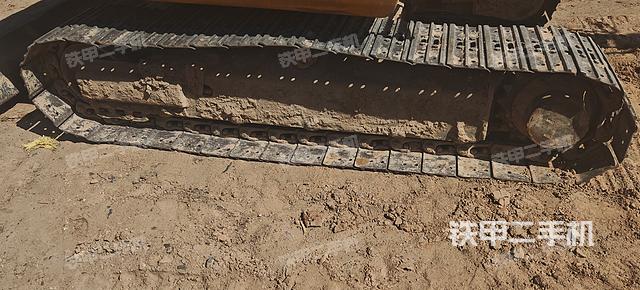 单侧履带整体（整机外观）