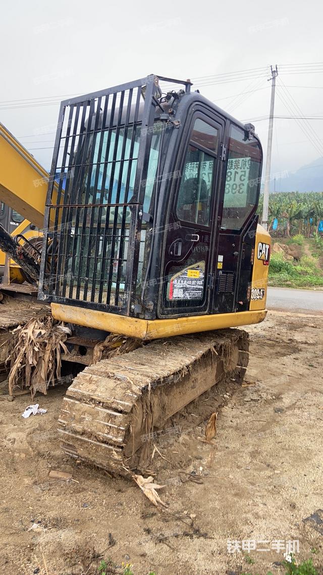 驾驶室整体（整机外观）