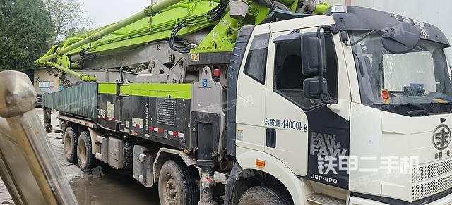 整机右侧（设备外观及核心部件）