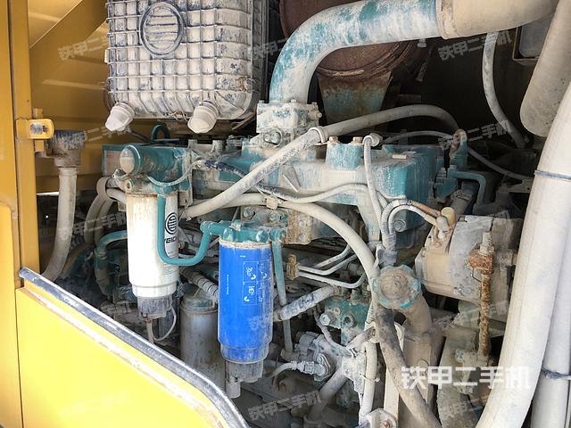 发动机左侧（整机外观及大件）