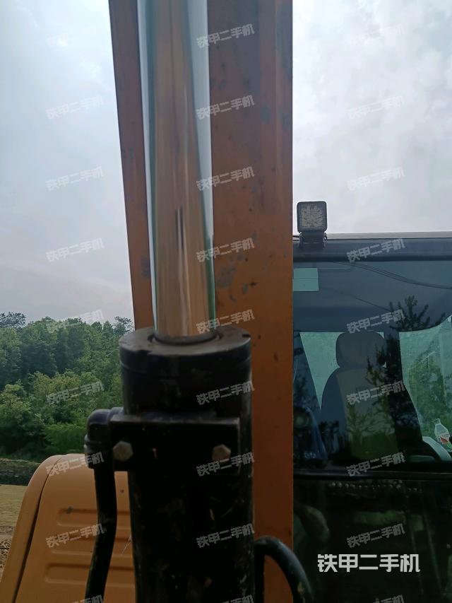 大臂整體?右側(cè)(工作和回轉(zhuǎn)裝置) 大臂整體?右側(cè)(工作和回轉(zhuǎn)裝置)