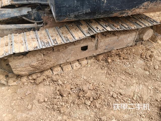 左側(cè)履帶整體?(行走機(jī)構(gòu)) 左側(cè)履帶整體?(行走機(jī)構(gòu))
