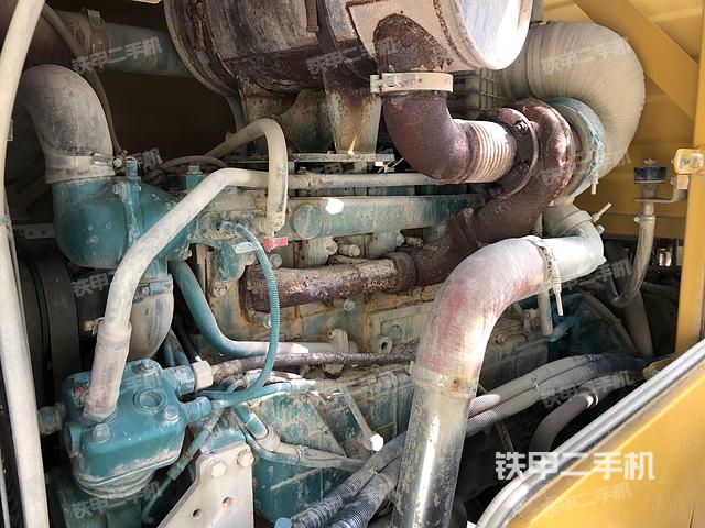 发动机右侧（整机外观及大件）