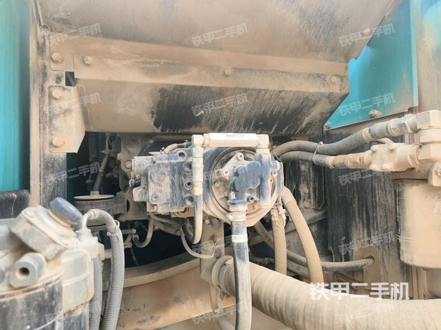 液压泵斜45 左（大件舱室）