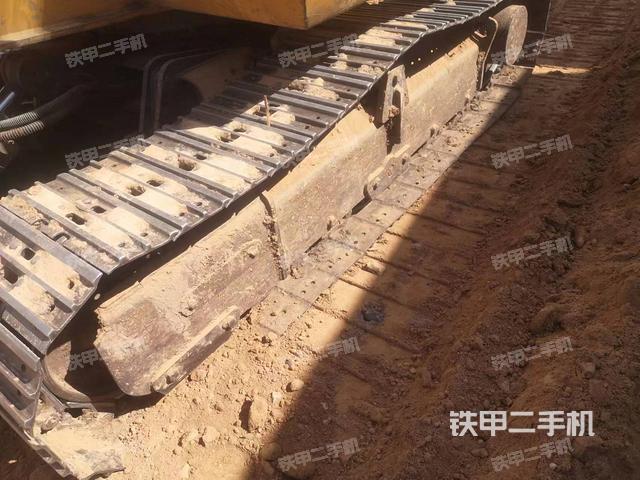 单侧履带整体（整机外观）